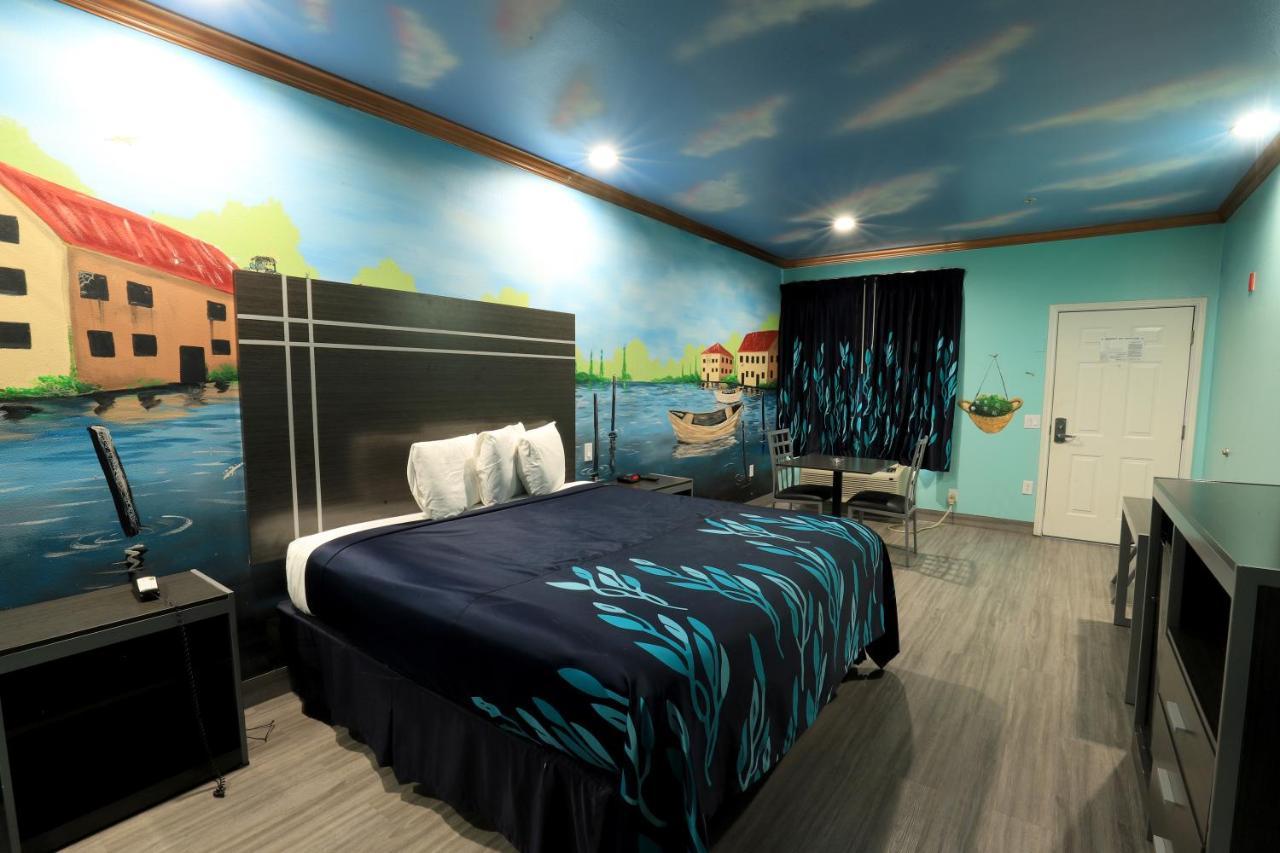 Scottish Inn And Suites Houston-Jones Road Экстерьер фото