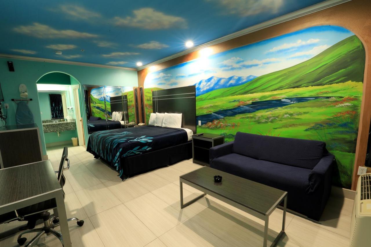 Scottish Inn And Suites Houston-Jones Road Экстерьер фото