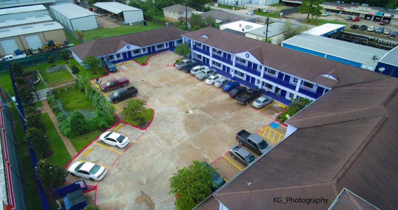 Scottish Inn And Suites Houston-Jones Road Экстерьер фото