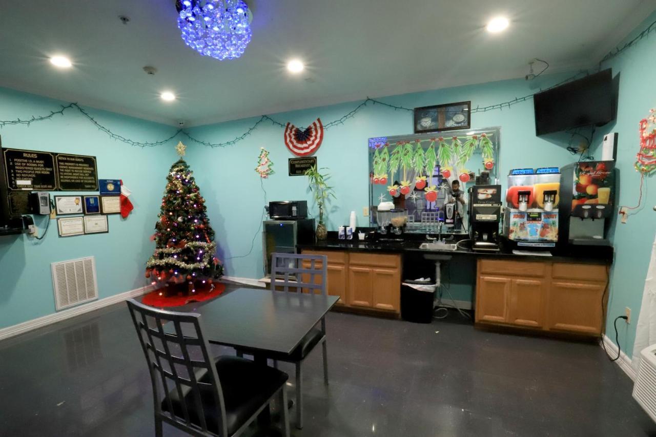 Scottish Inn And Suites Houston-Jones Road Экстерьер фото