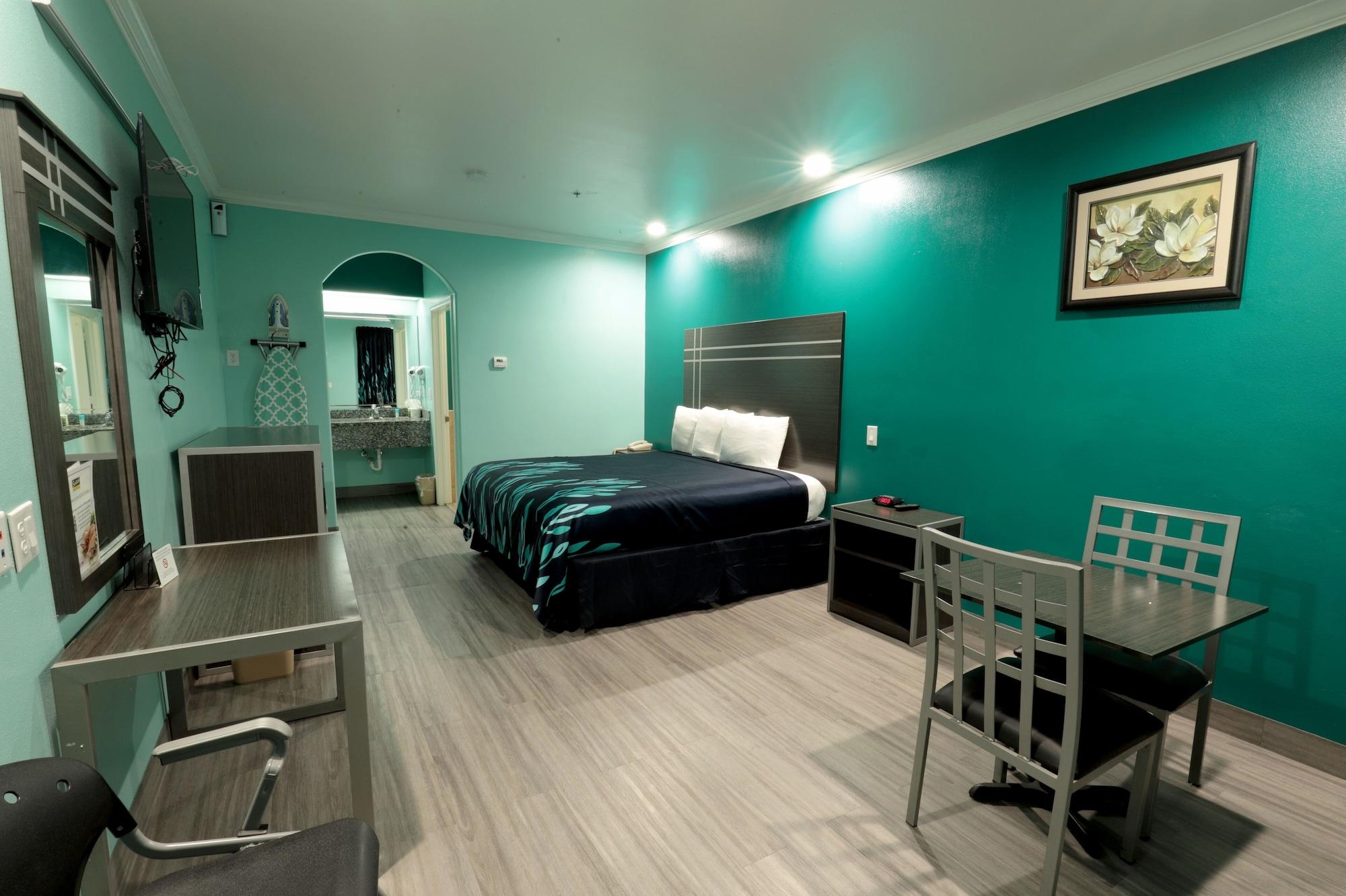 Scottish Inn And Suites Houston-Jones Road Экстерьер фото